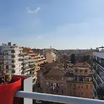 Penthouse 41 In Trastevere With Big Terrace